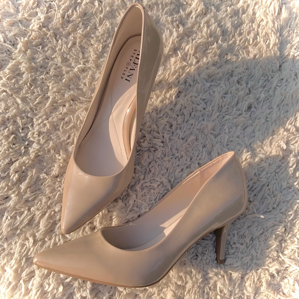 Cream Pointed-Toe Heels with Medium 3 inch Stiletto